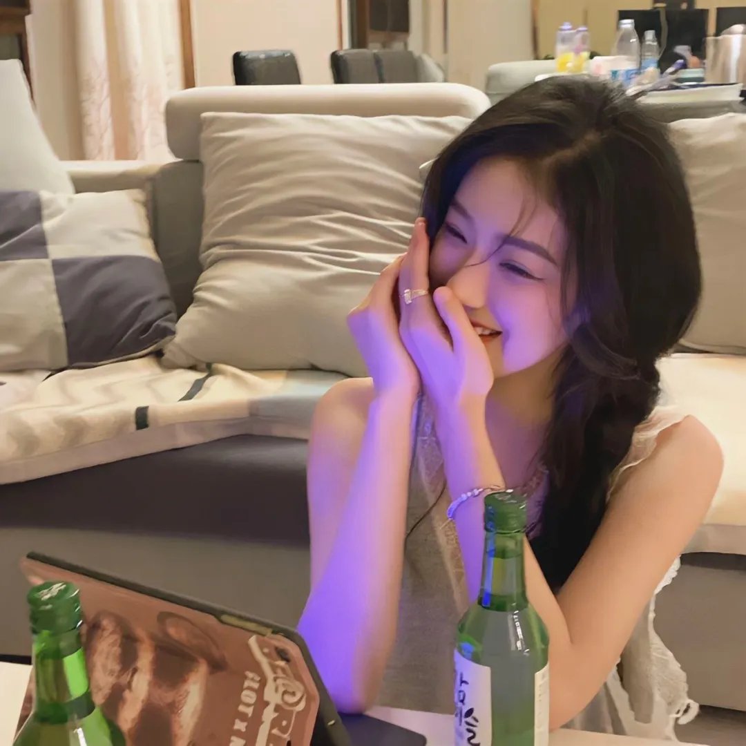 小心身后